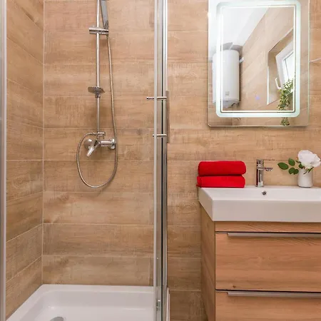 Apartament 1 Bedroom Beautiful In